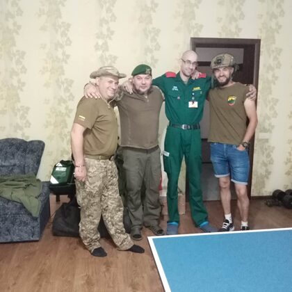 Keturi Lietuviai, pagarbus karo vilkai susitiko Kijeve.