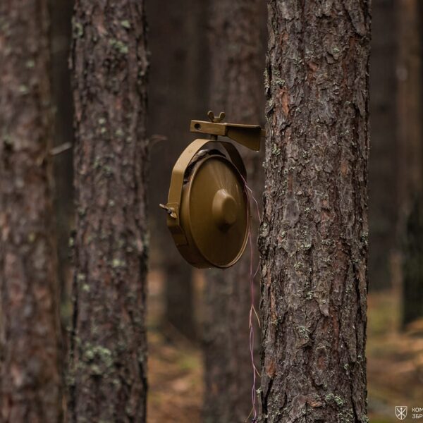 MON-100 Kupiansko frontas 2023 metai, rudo. 